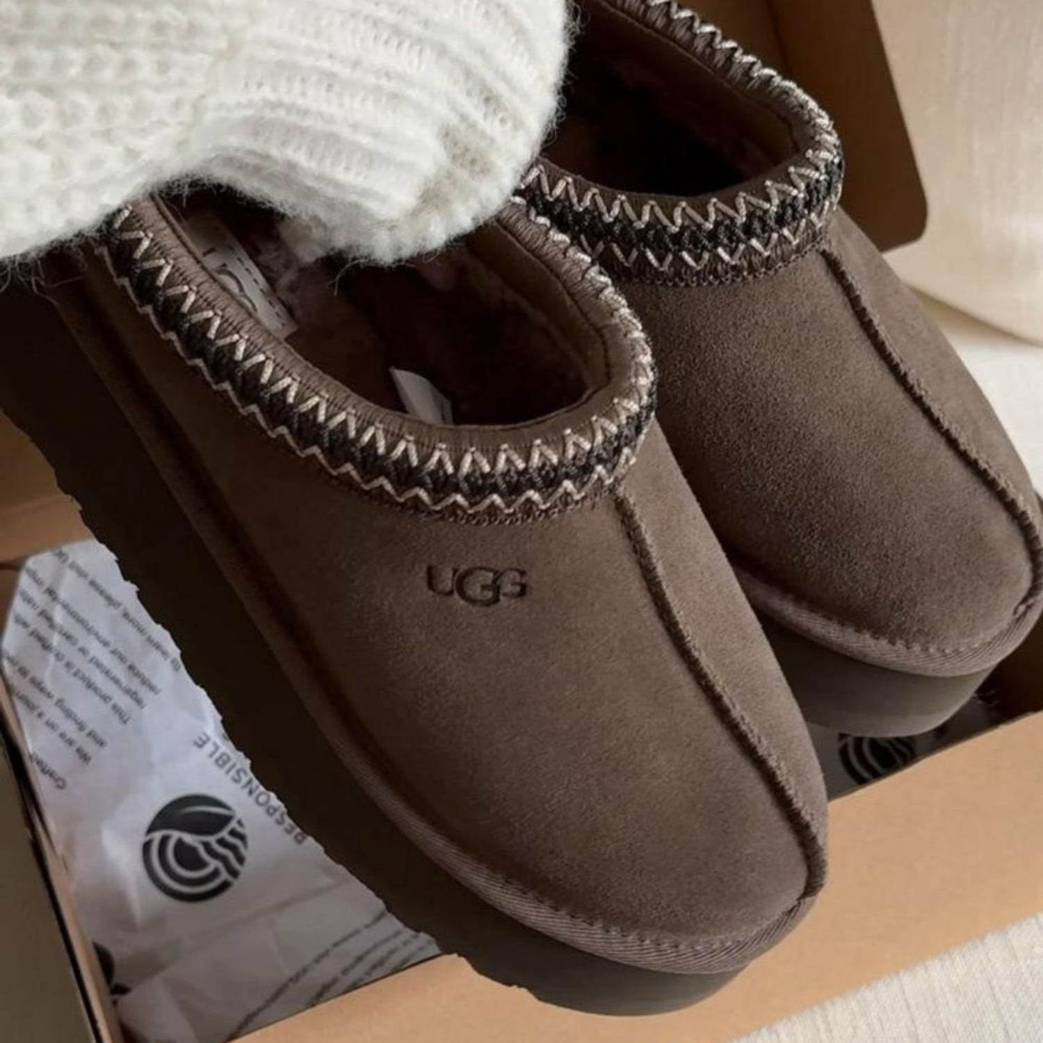 Gdzie kupić oryginalne UGG Tazz Slipper?