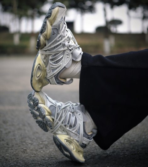 Kolekcja Adidas XLG Runner Deluxe — nowoczesna sylwetka, która definiuje tempo miejskiego stylu