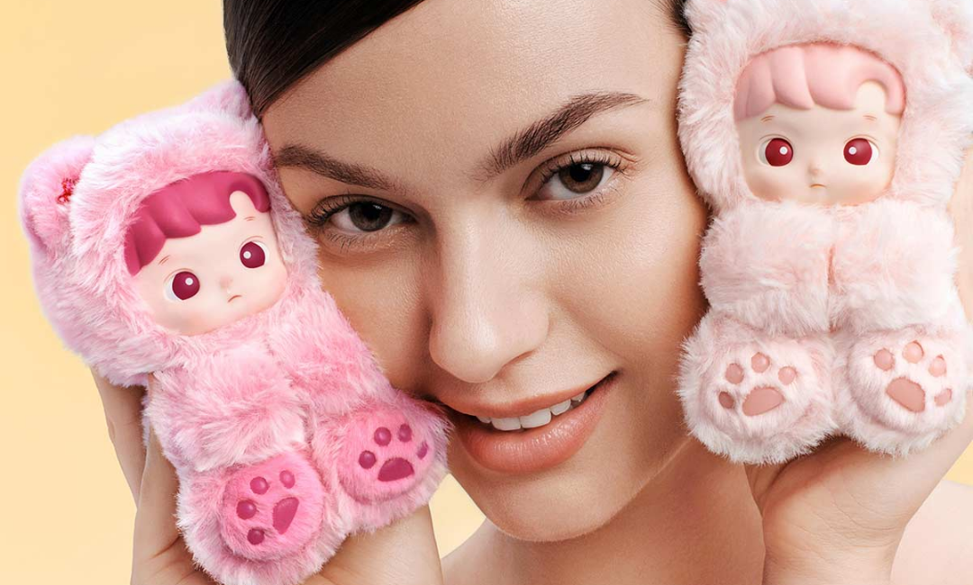 Pop Mart HACIPUPU Gummy Bear Series Vinyl Plush Pendant (Zestaw 6 szt.)