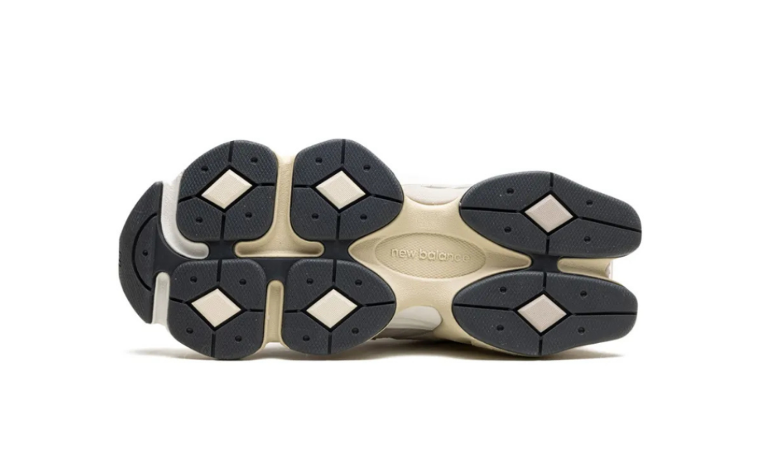 New Balance 9060 Moonrock Linen *OKAZJA*