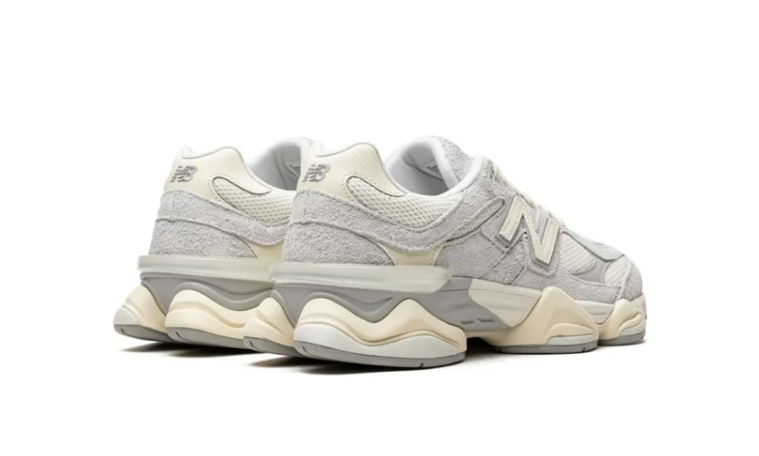 New Balance 9060 Sea Salt Moonbeam *OKAZJA*