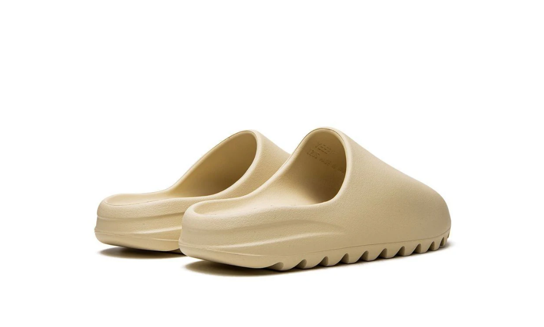 Yeezy Slide Bone