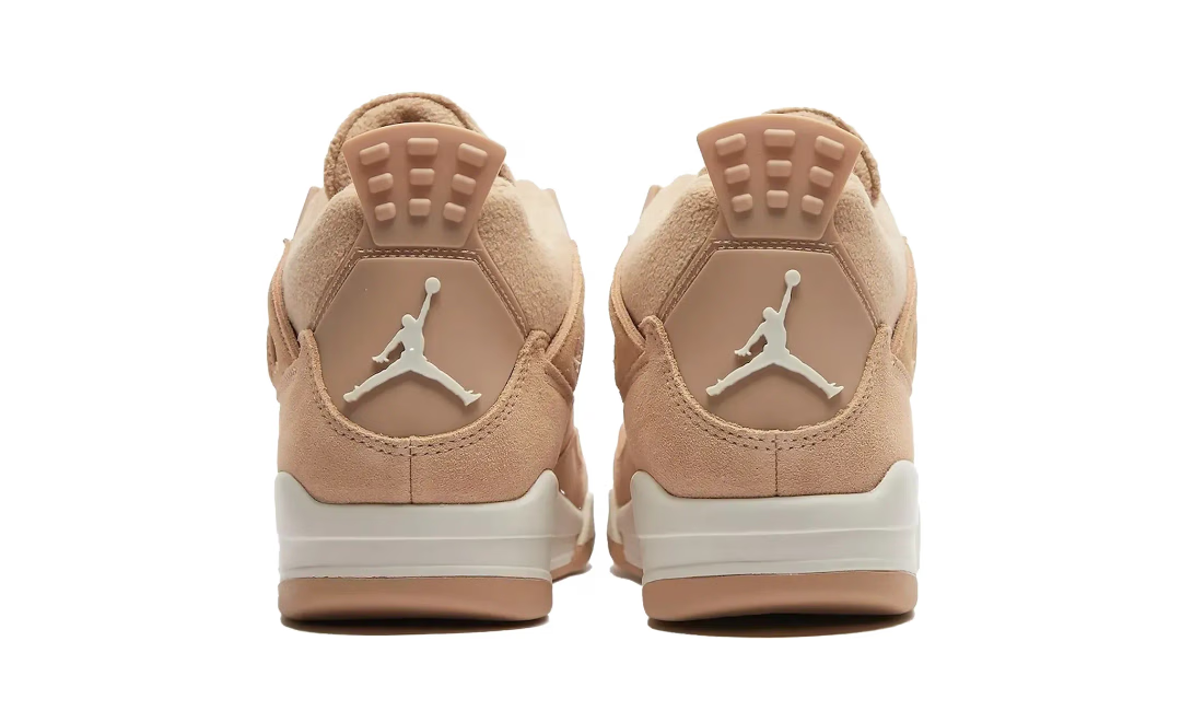 Air Jordan 4 Retro Cozy Girl