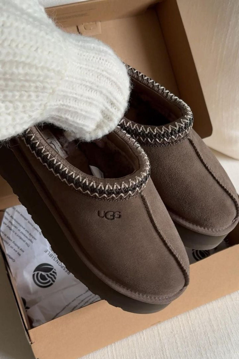 Gdzie kupić oryginalne UGG Tazz Slipper?